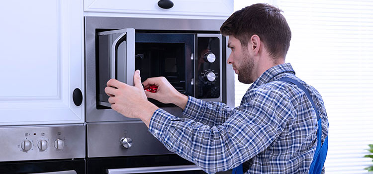 Residential Microwave Repair in Queens Park